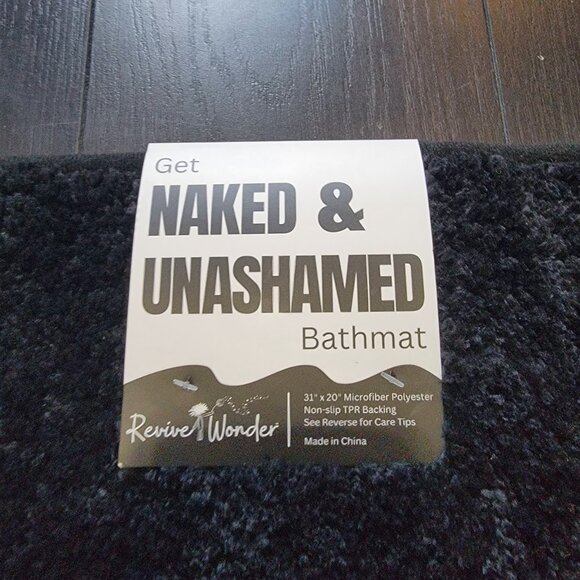 Revive Wonder Naked & Unashamed Bath Mat - 31" x 20" Black & White Soft - Picture 2 of 4